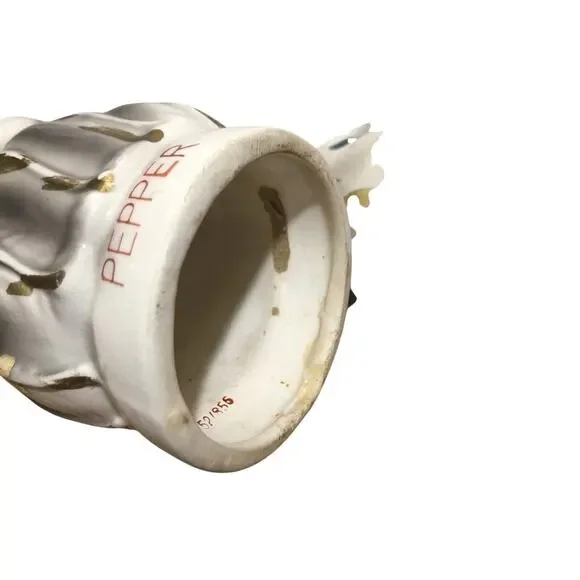 Vintage 1950s Anthropomorphic Cat Salt and Pepper Shakers Grey - Picture 7 of 8